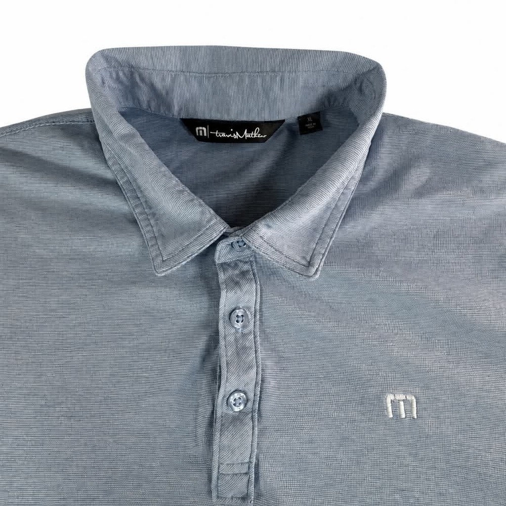 TravisMathew Polo Shirt Mens XL Light Blue Short Sleeve Golf Athletic Stripe